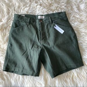 Taylor Stitch Camp Shorts / Olive Boss Duck